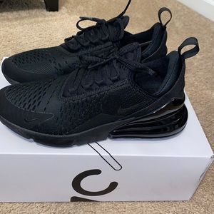 NIKE Air Max 270 size 9.5 worn once